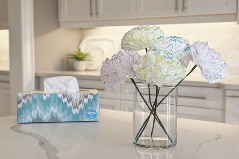 Brighten Someone Special's Day with these Easy Tissue Paper Flowers!